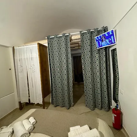 Le Ninfe Del Mare Bed and breakfast 3*